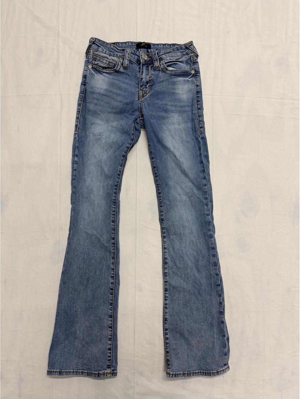 Becca Mid Rise Bootcut Jeans Size 28